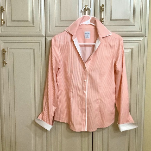 BROOKS BROTHERS Tops - BROOKS BROTHERS LADIES SHIRT